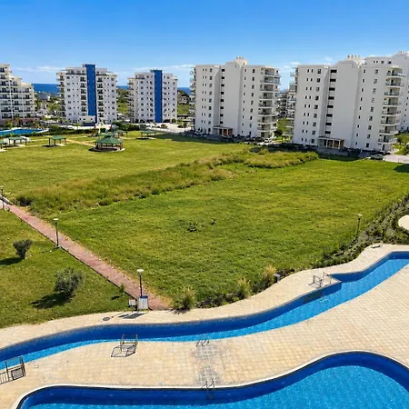 Caesar & Collection Pools & Long * Iskele District (Northern Cyprus)